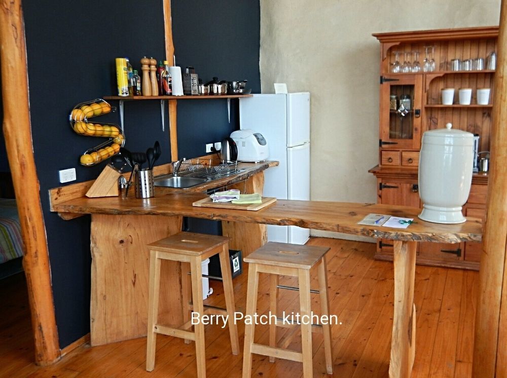 Peppermint Ridge Retreat Hotel Woodbridge Buitenkant foto