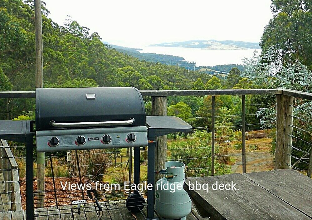 Peppermint Ridge Retreat Hotel Woodbridge Buitenkant foto